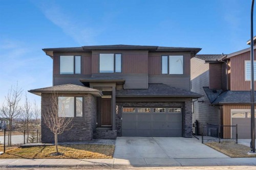 351 Lucas Way Nw, Calgary, AB - Outdoor