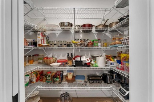 351 Lucas Way Nw, Calgary, AB - Indoor Photo Showing Other Room