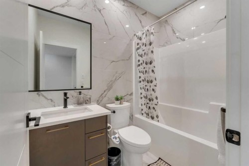 351 Lucas Way Nw, Calgary, AB - Indoor Photo Showing Bathroom