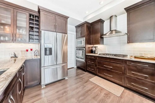 144 Nolancrest Circle Nw, Calgary, AB - Indoor Photo Showing Kitchen With Upgraded Kitchen