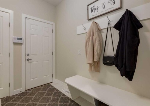 60 Crestbrook View Sw, Calgary, AB - Indoor