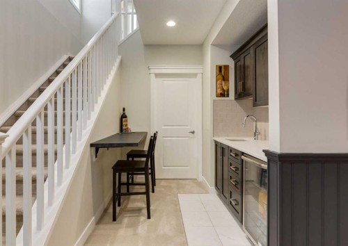 60 Crestbrook View Sw, Calgary, AB - Indoor Photo Showing Other Room