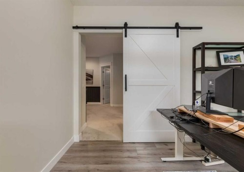 60 Crestbrook View Sw, Calgary, AB - Indoor Photo Showing Other Room