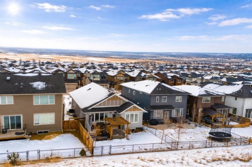 60 Crestbrook View Sw, Calgary, AB - Outdoor