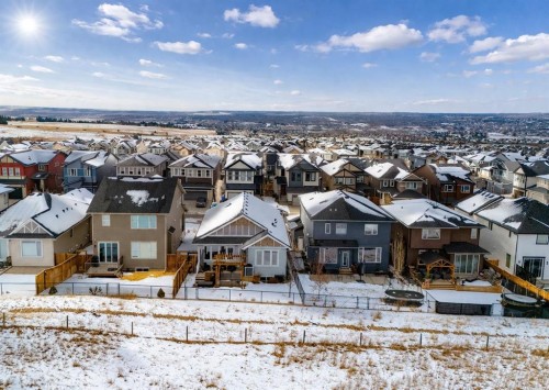 60 Crestbrook View Sw, Calgary, AB - Outdoor