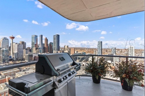 2901-433 11 Avenue Se, Calgary, AB - Outdoor With Balcony With View