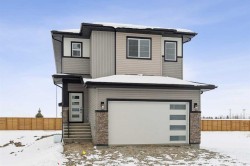 70 Prince Crescent  Rural Rocky View County, AB T1X 3J1