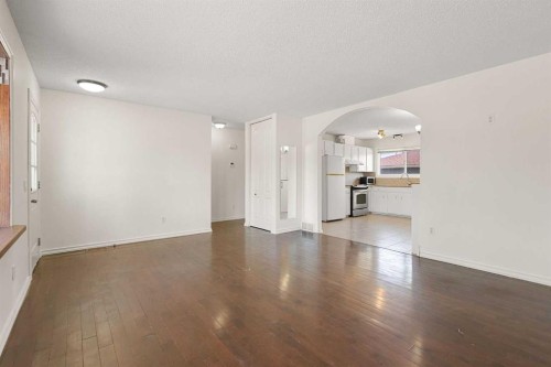 268 Madeira Place Ne, Calgary, AB - Indoor