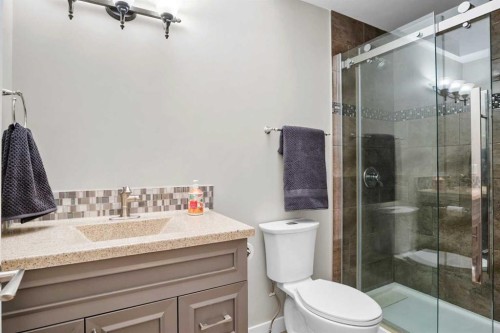 31017 Range Road 23, Rural Mountain View County, AB - Indoor Photo Showing Bathroom