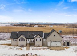 31017 Range Road 23 Rural Mountain View County, AB T0M 0W0