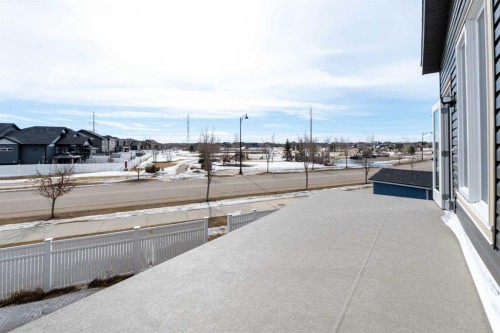 49 Lowden Close, Red Deer, AB - Outdoor
