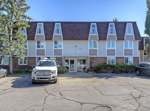 302-332 Cedar Crescent Sw, Calgary, AB - Outdoor With Facade