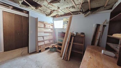 311 47 Avenue West, Claresholm, AB - Indoor