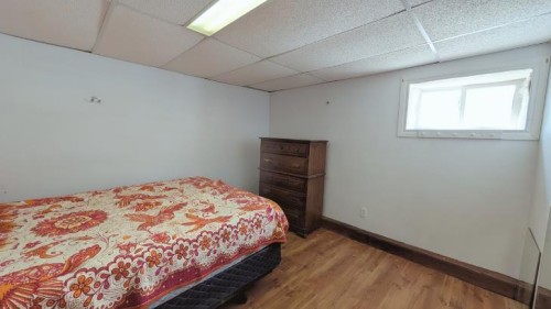 311 47 Avenue West, Claresholm, AB - Indoor Photo Showing Bedroom