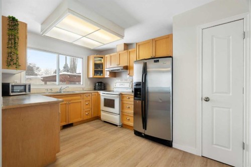 232 Silverview Way Nw, Calgary, AB 