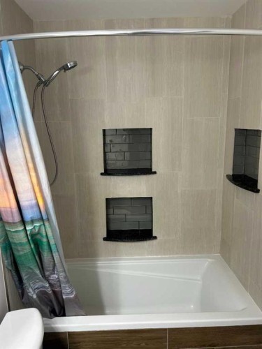 232 Silverview Way Nw, Calgary, AB 