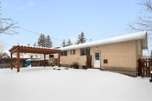 232 Silverview Way Nw, Calgary, AB 