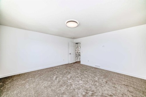 267 Chelsea Heath, Chestermere, AB - Indoor Photo Showing Other Room