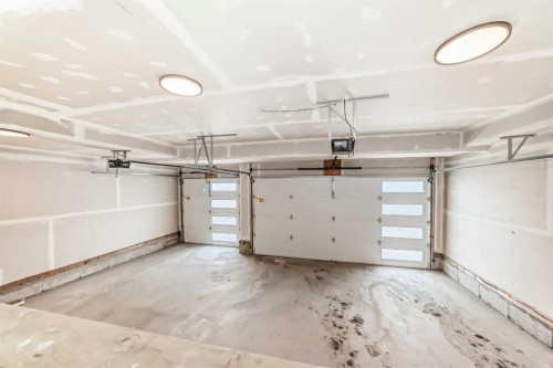 267 Chelsea Heath, Chestermere, AB - Indoor Photo Showing Garage