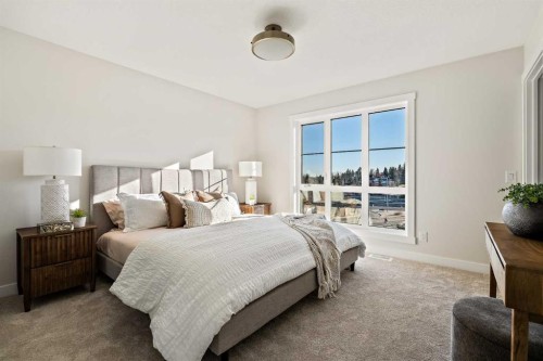 604 Sovereign Common Sw, Calgary, AB - Indoor Photo Showing Bedroom