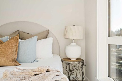 604 Sovereign Common Sw, Calgary, AB - Indoor