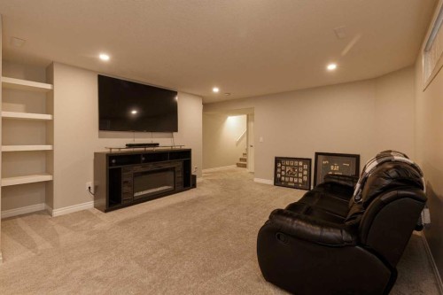 86 Cougarstone Court Sw, Calgary, AB - Indoor
