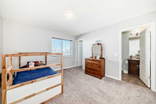 6 Elgin Meadows Gardens Se, Calgary, AB - Indoor Photo Showing Bedroom