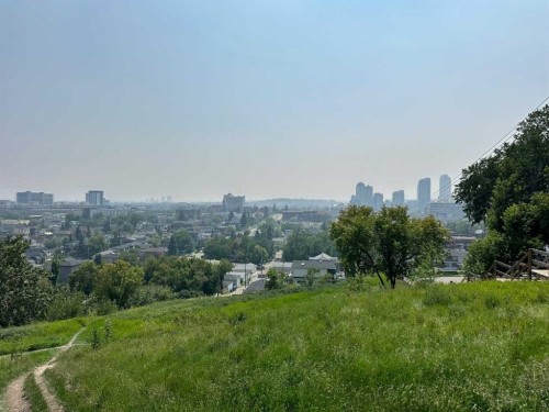 1140 Regent Crescent Ne, Calgary, AB 