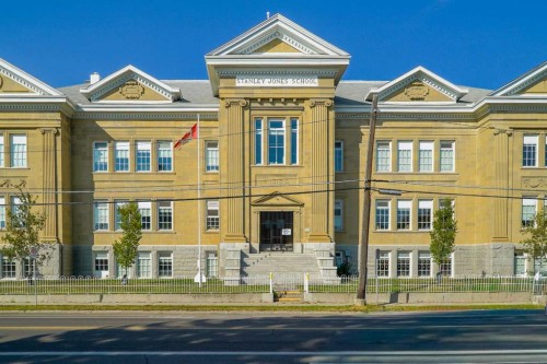 1140 Regent Crescent Ne, Calgary, AB 