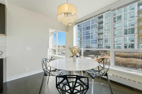 825-222 Riverfront Avenue Sw, Calgary, AB - Indoor Photo Showing Dining Room