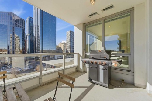 825-222 Riverfront Avenue Sw, Calgary, AB - Outdoor With Exterior