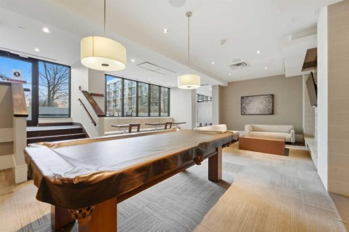 825-222 Riverfront Avenue Sw, Calgary, AB - Indoor Photo Showing Other Room