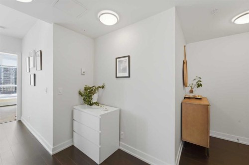 825-222 Riverfront Avenue Sw, Calgary, AB - Indoor Photo Showing Other Room
