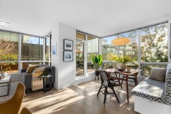 102-128 2 Street SW Calgary, AB T2P 0S7