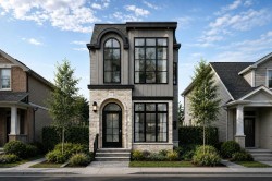 1007 18 Avenue NW Calgary, AB T2M 0S9