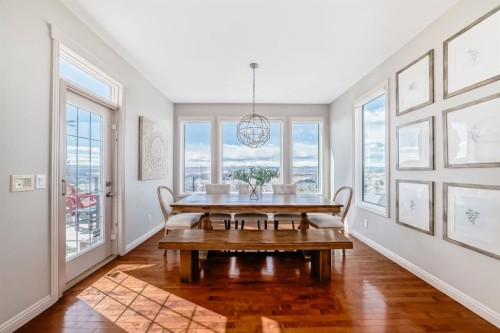 268 Springbluff Bay Sw, Calgary, AB - Indoor Photo Showing Dining Room