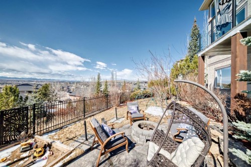 268 Springbluff Bay Sw, Calgary, AB - Outdoor