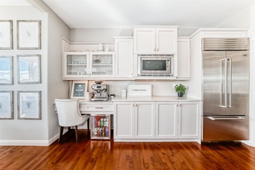 268 Springbluff Bay Sw, Calgary, AB - Indoor