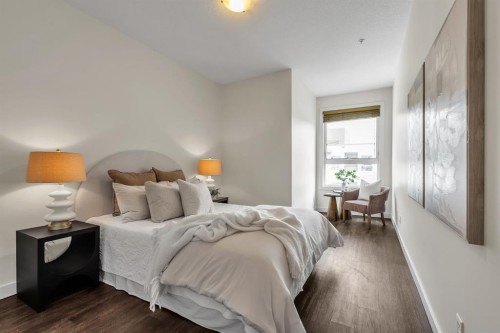 409-1000 Centre Avenue Ne, Calgary, AB - Indoor Photo Showing Bedroom