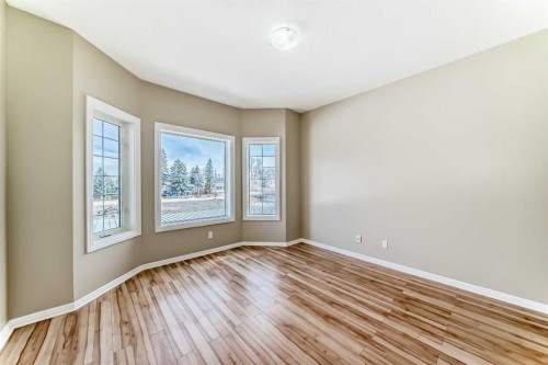 205-7 Lineham Avenue, Okotoks, AB - Indoor Photo Showing Other Room