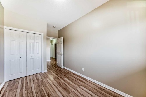 205-7 Lineham Avenue, Okotoks, AB - Indoor Photo Showing Other Room