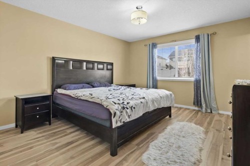 15 Sage Berry Road Nw, Calgary, AB - Indoor Photo Showing Bedroom