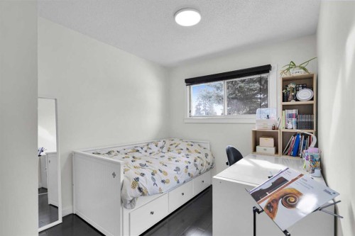 4224 Worcester Drive Sw, Calgary, AB - Indoor