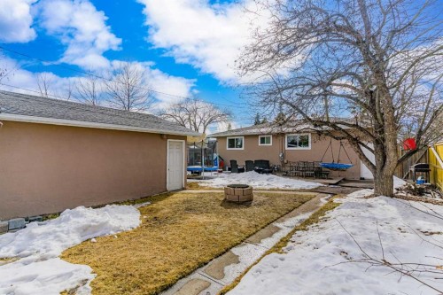 4224 Worcester Drive Sw, Calgary, AB - Outdoor