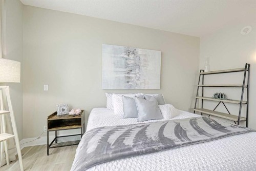 705-433 11 Avenue Se, Calgary, AB - Indoor Photo Showing Bedroom
