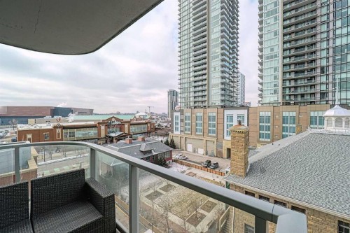 705-433 11 Avenue Se, Calgary, AB - Outdoor