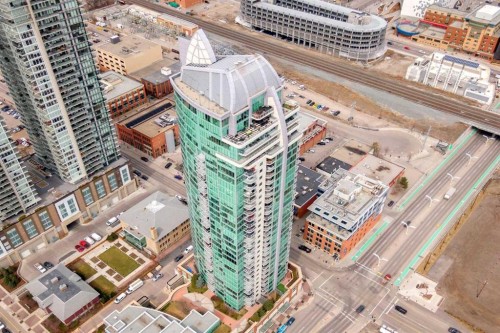 705-433 11 Avenue Se, Calgary, AB - Outdoor