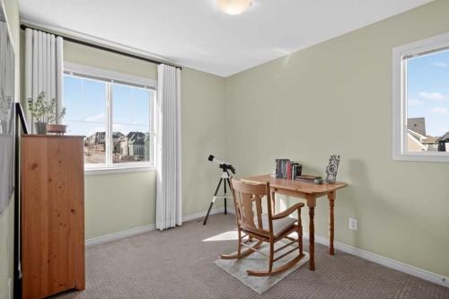 228 Mahogany Grove Se, Calgary, AB - Indoor Photo Showing Other Room