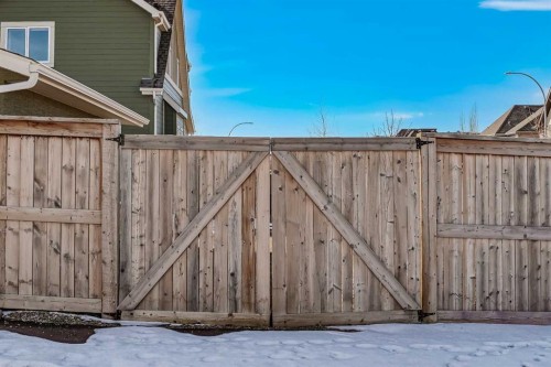 228 Mahogany Grove Se, Calgary, AB - Outdoor With Exterior