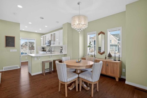 228 Mahogany Grove Se, Calgary, AB - Indoor Photo Showing Dining Room